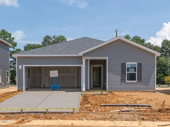 284 Thistle Patch Pl, Angier, NC 27501