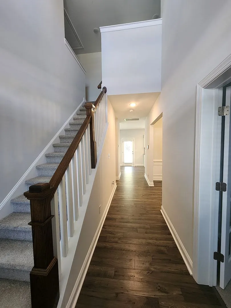 Highcroft — Photo 3