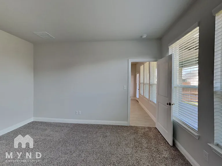 432 Oceania Ln — Photo 9