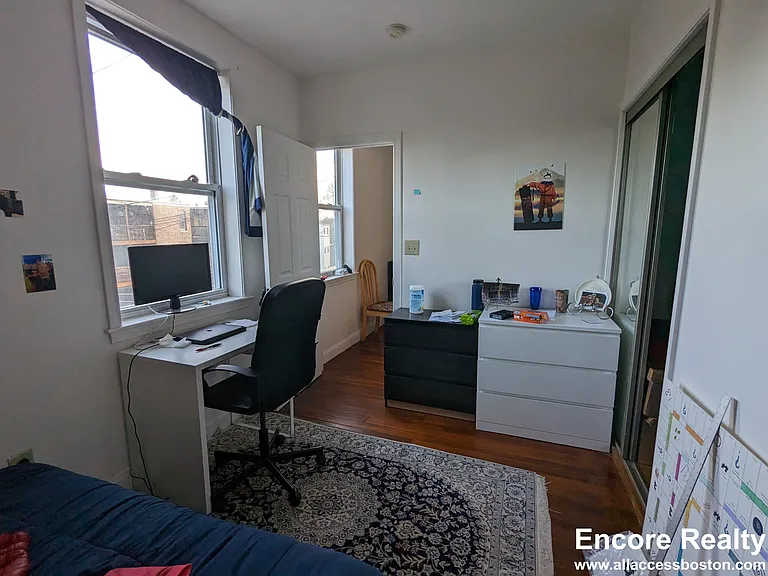 37 Egremont Rd #14 — Photo 8