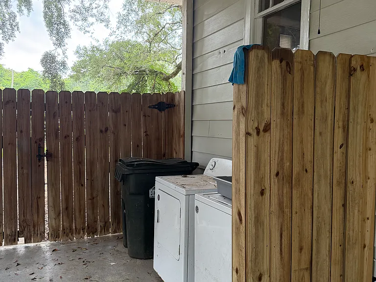 washer/dryer hook up