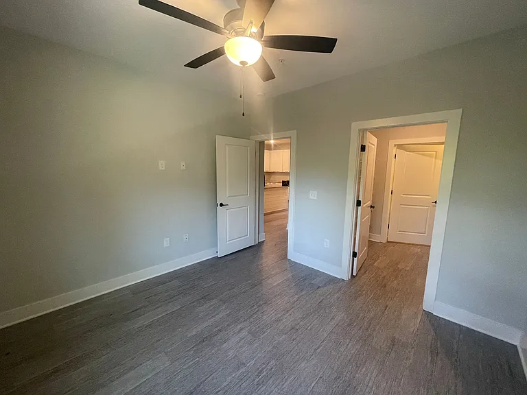 Franklin Forest New Construction 2 Bedrooms — Photo 21