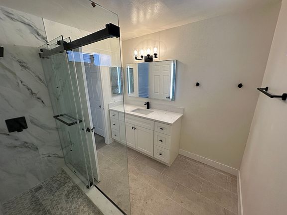 5th image of 500 N Curtis Ave APT E