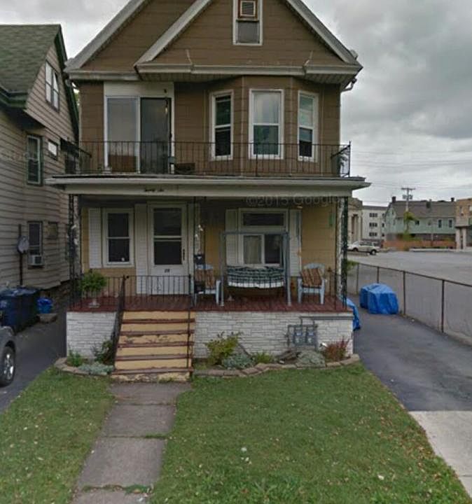 2nd image of 26 Seneca Parkside