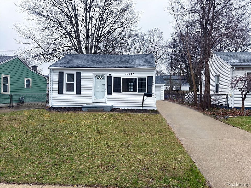 1st image of 34537 Annapolis St