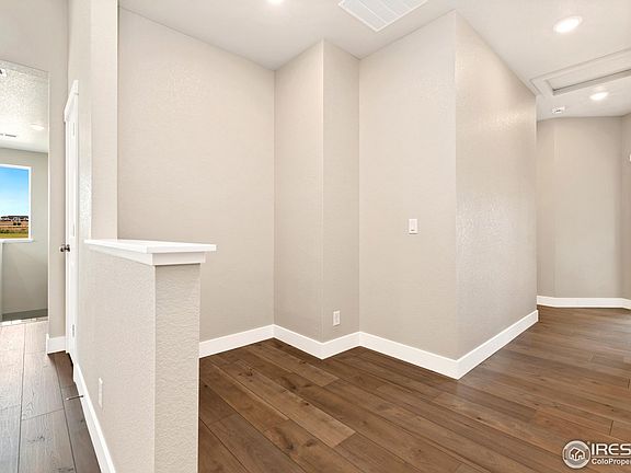 5th image of 6825 Maple Leaf Dr #201