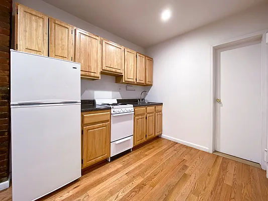 Rented by Compass | media 20