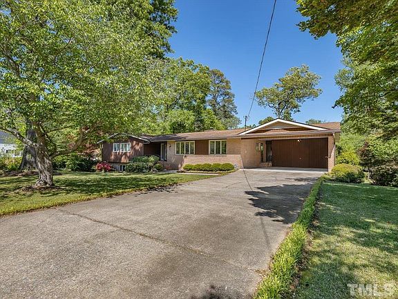 3rd image of 707 S Crescent Dr