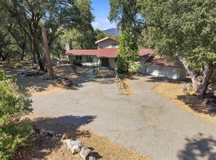 51102 Bon Veu Dr, Oakhurst, CA 93644