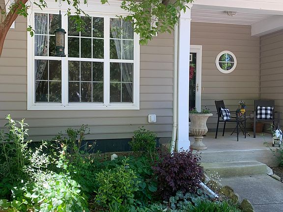 3rd image of 4104 Cherry Blossom Cir