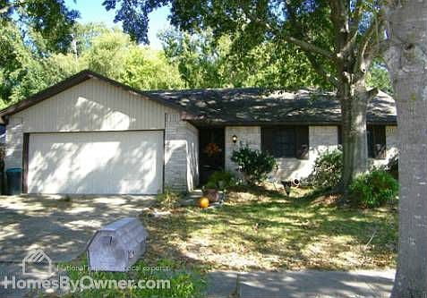 1st image of 2744 Oak Leaf Dr