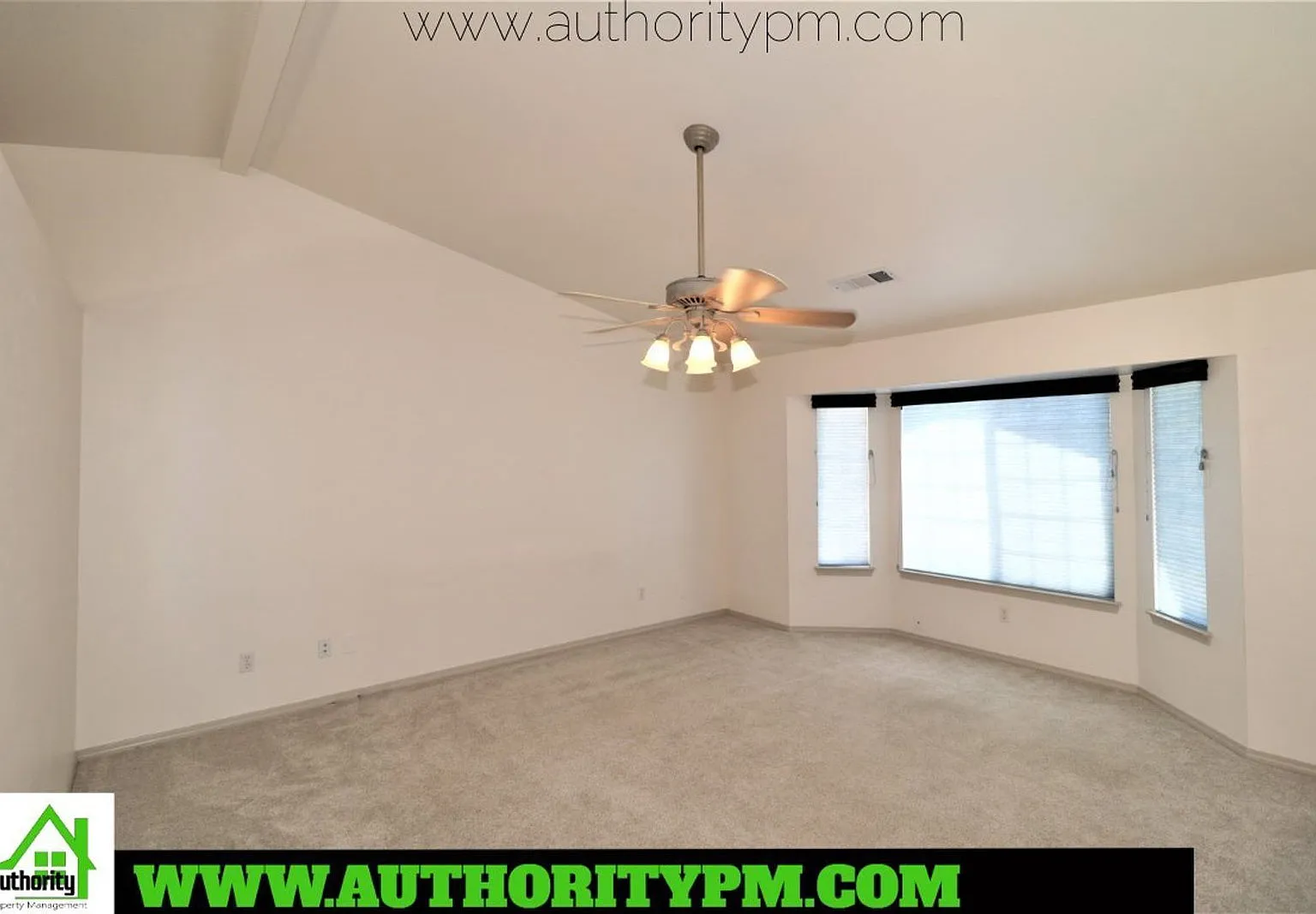3 bed, 2.0 bath, 1304 sqft, $2,225 — Photo 4