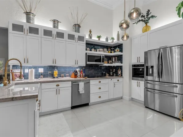 12743 SW 220th St, Miami, FL 33170