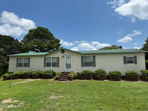 6028 Wayne Memorial Drive, Pikeville, NC 27863
