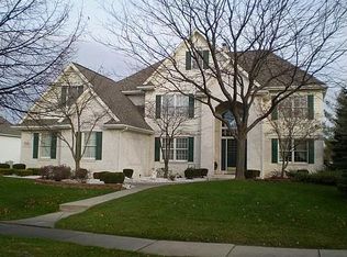 8706 Slate Ridge Ct, Sylvania, OH 43560