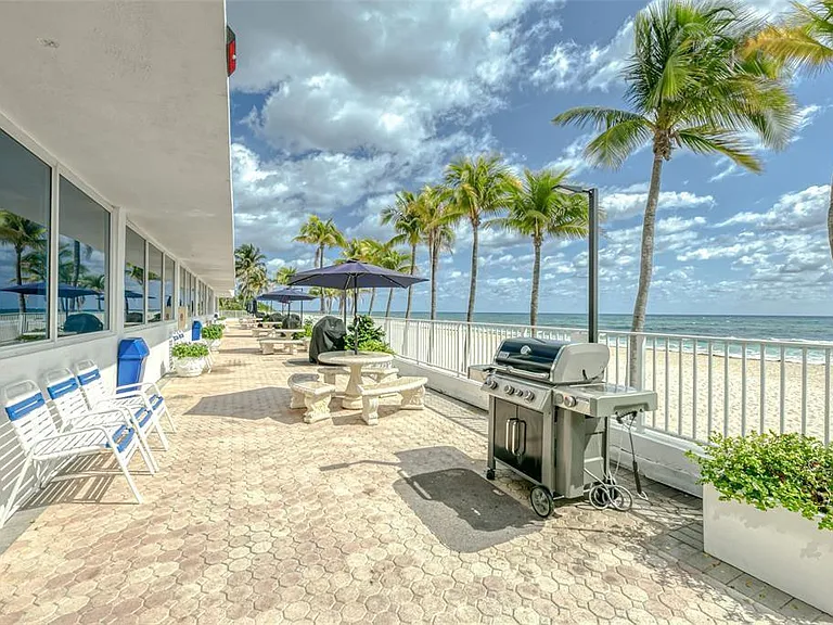 1360 S Ocean Blvd #1407 — Photo 41