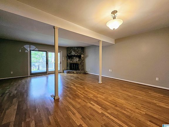 4th image of 3256 Overton Manor Dr