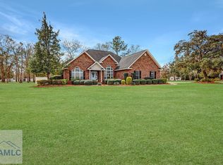 112 Clearwater Dr, Jesup, GA 31546