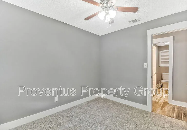 3214 Palmdale Ave — Photo 42