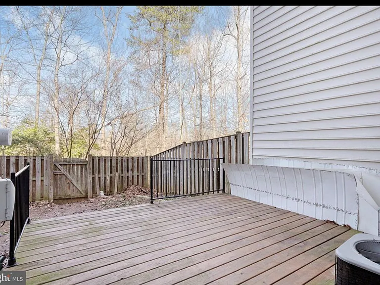 9782 Corbett Pl — Photo 32