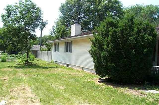 2nd image of 305 Juniper Ave