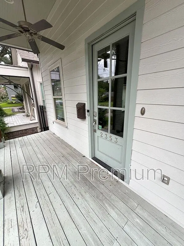 2 bed, 2.0 bath, 1258 sqft, $2,350 — Photo 4