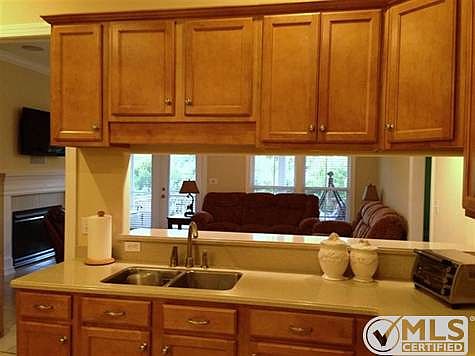 4th image of 5655 Tecumseh Dr #2