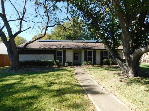 1507 Creekwood Ln, Mesquite, TX 75149