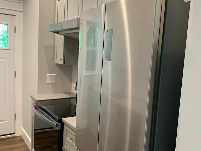 2280 Bellfield Ave #4 — Photo 3