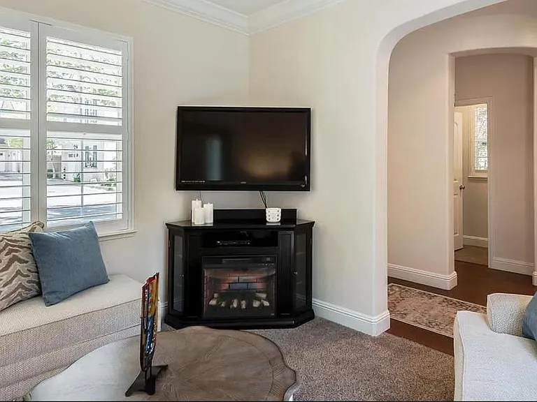 40 Villa Gardens Ct — Photo 10
