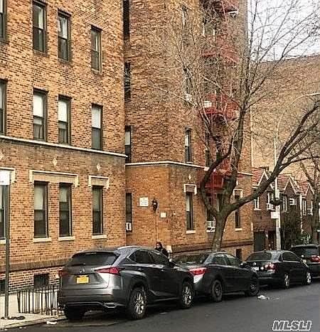 1st image of 4342 45th St APT 3L