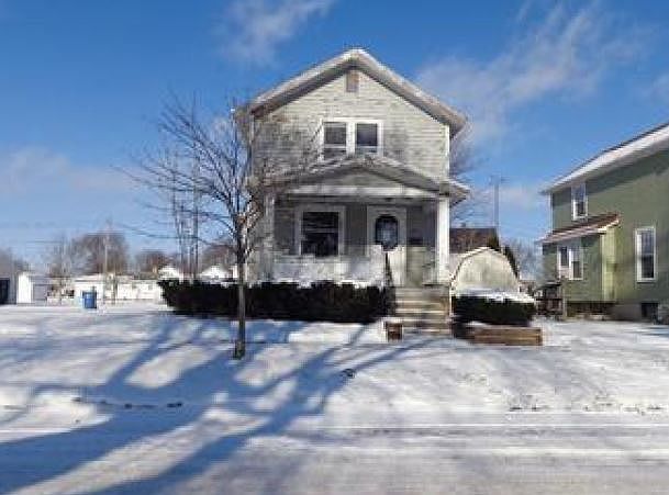 1st image of 918 Roosevelt St