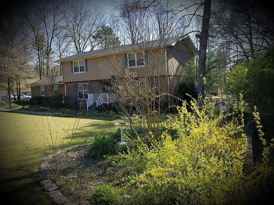 Right Side View/Flower Beds