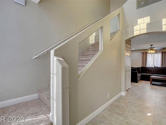 3rd image of 7475 S Margollini St
