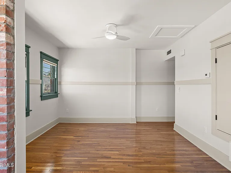 914 W Yandell Dr #3B — Photo 13