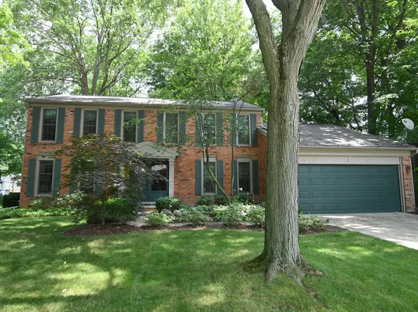 21640 Shadybrook Dr, Novi, MI 48375