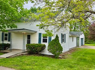 406 E North St, Danvers, IL 61732