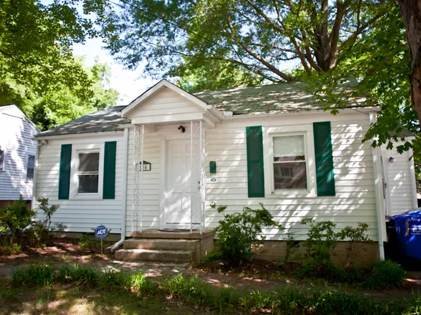 104 Caldwell St, Chapel Hill, NC 27516