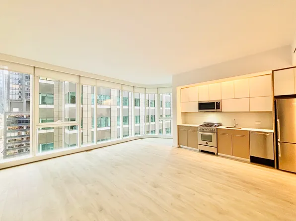 242 West 53rd Street image 11 of 20