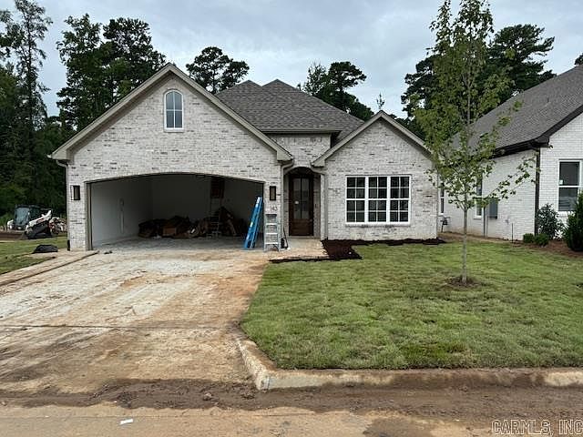 1st image of 143 Woodlands Park Dr