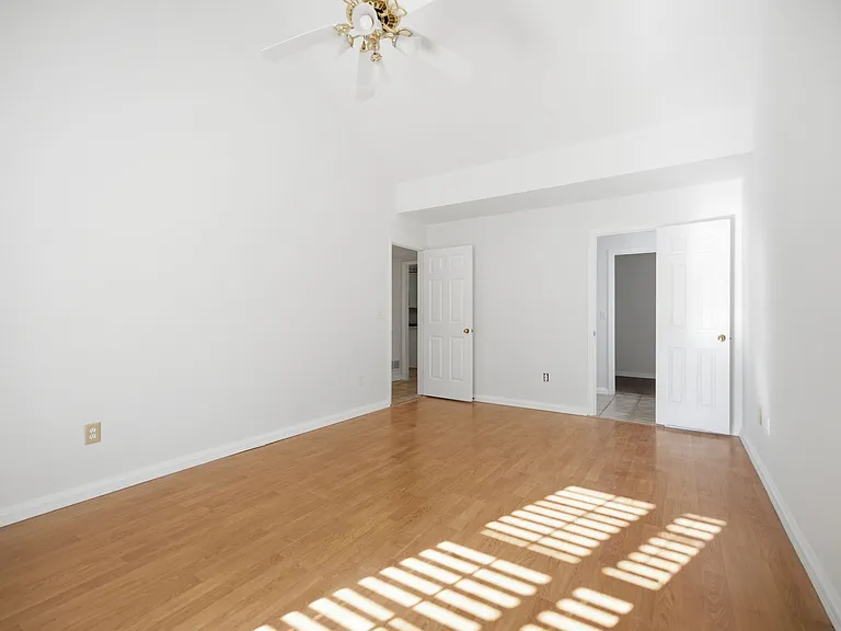 2407 Hembree Station Ct — Photo 22