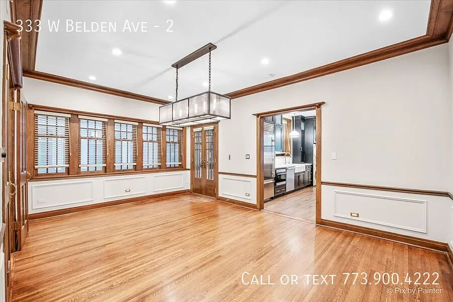 Prime Lincoln Park location - 2 bedroom 2 bath - with in unit washer dryer and parking included — Photo 4