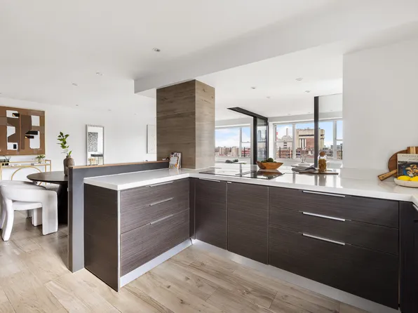 340 East 64th Street image 9 of 23