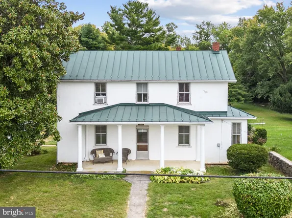 406 S Church St, Berryville, VA 22611