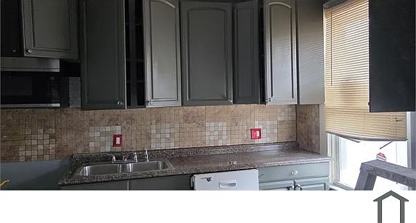 2604 Denison St — Photo 4