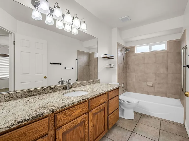 1429 W Flint Meadow Dr — Photo 19