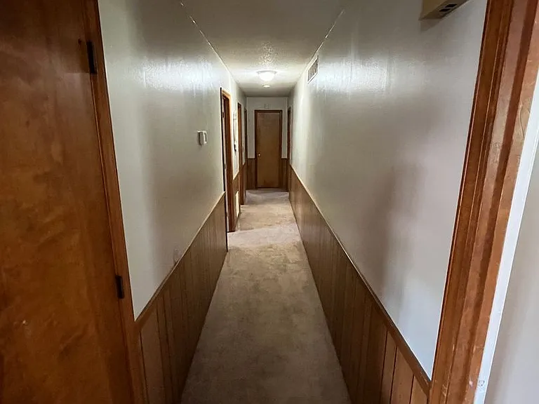 370 Farmbrooke Ln — Photo 16