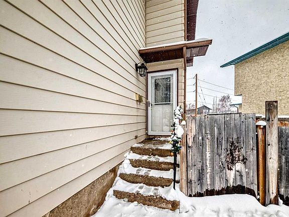 2nd image of 139 E Bermuda Dr NW