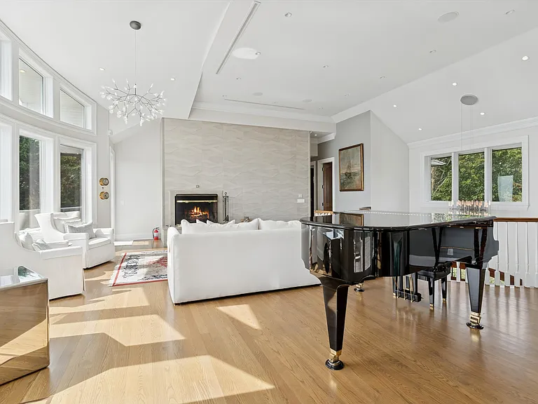 21 Beech St — Photo 10