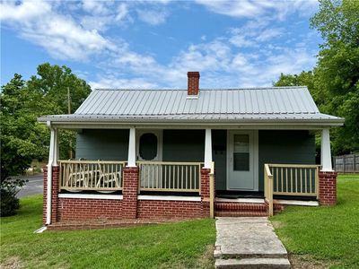 212 S 6th Ave, Mayodan, NC, 27027